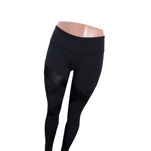 Lululemon Wunder Under Cire Wrap Yoga Stirrup Pants Women's Size 4 Black - Picture 3 of 15
